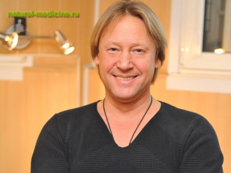Дмитрий Харатьян